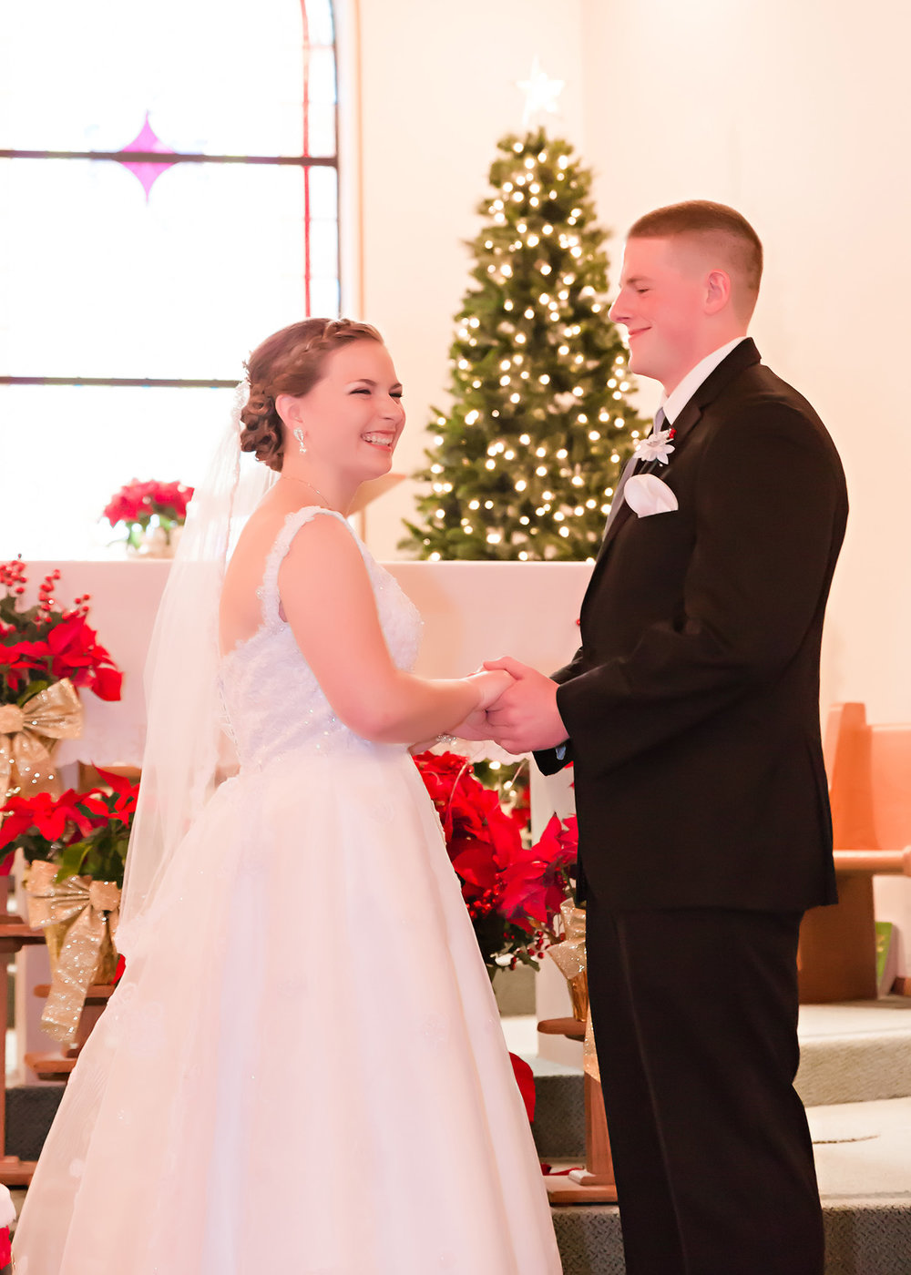 SSP Winter Wedding|ceremony|bride and groom| Christmas wedding