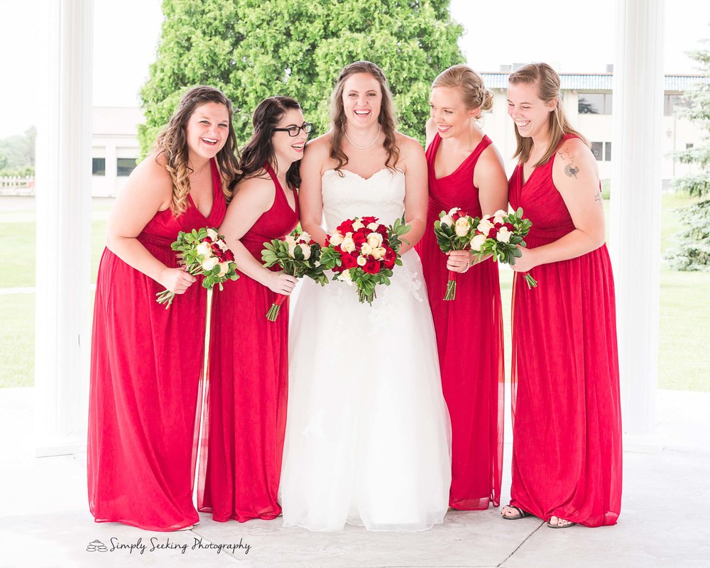 SSP spring wedding| bride and bridesmaids|red and charcoal wedding