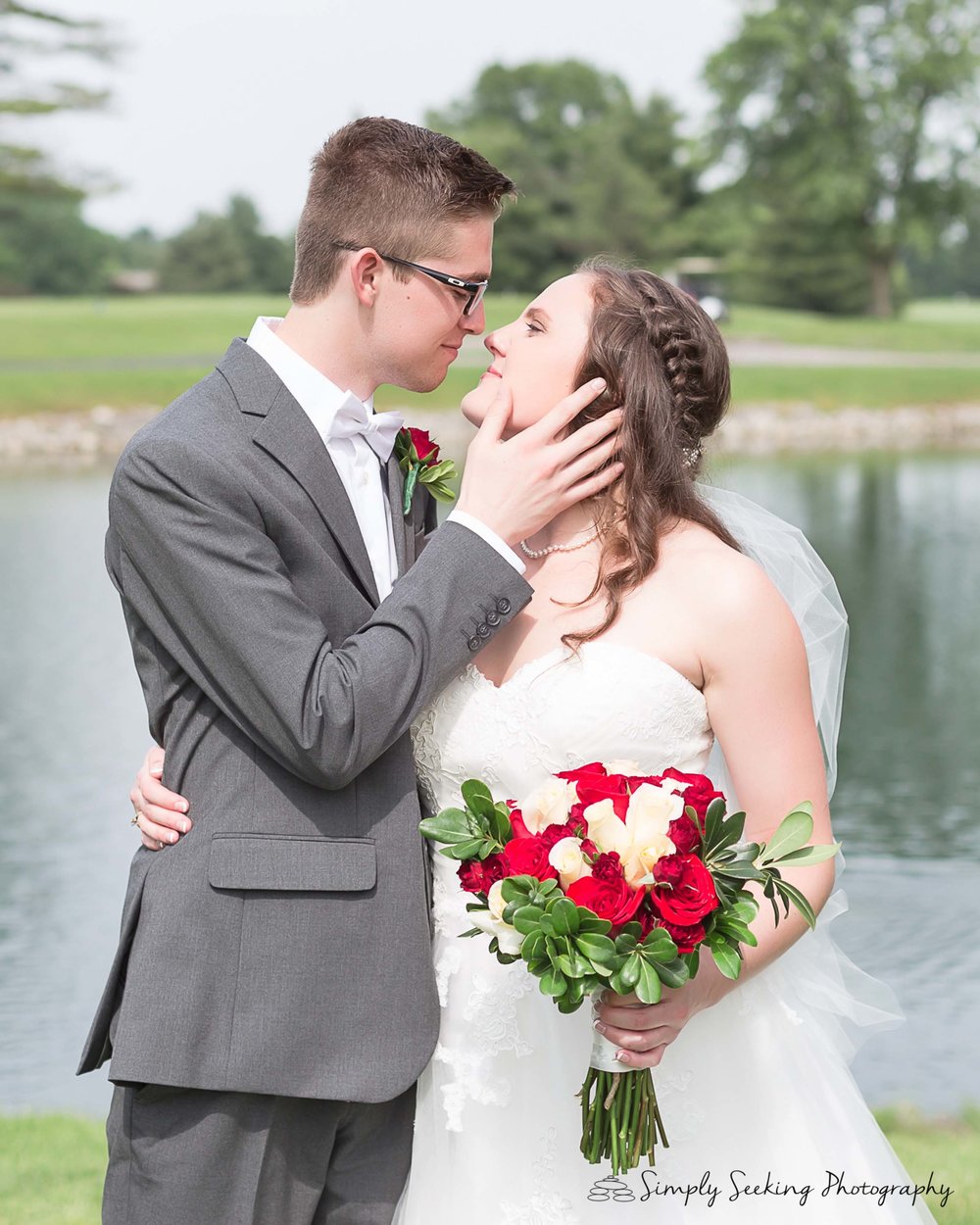 SSP spring wedding| bride and groom|red and charcoal wedding|golf course wedding