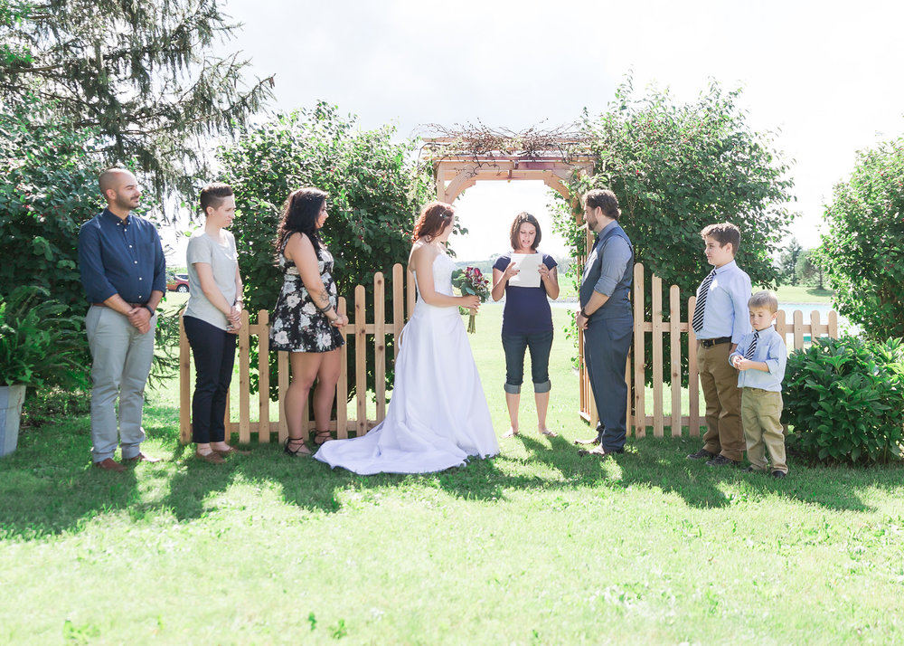 SSP summer wedding| ceremony| backyard wedding