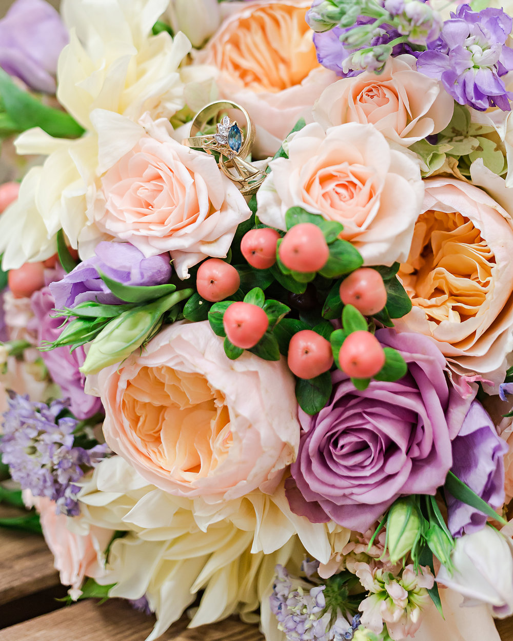 SSP fall wedding|bridal details|florals| peach and gray wedding