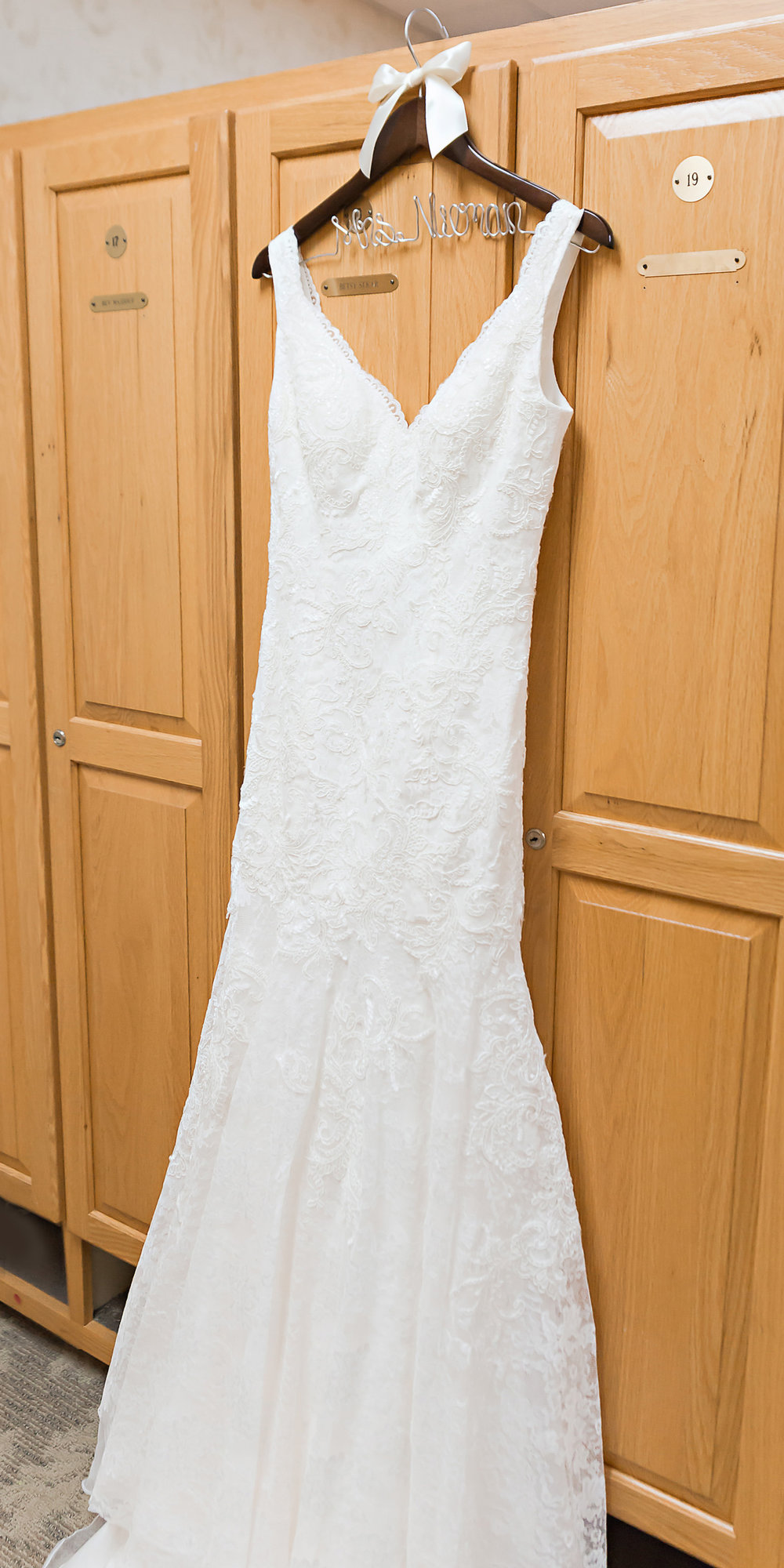 SSP Fall wedding| bridal gown| details