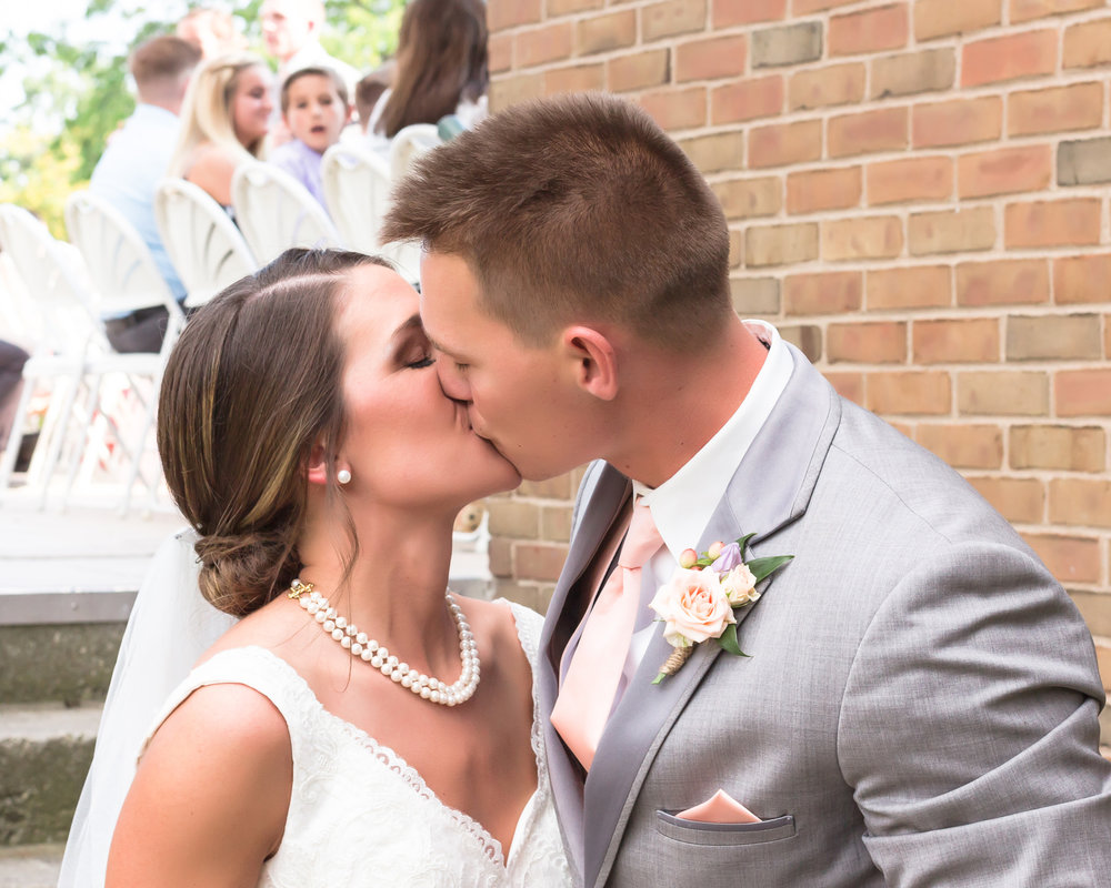 SSP fall wedding|bride and groom| peach and gray wedding