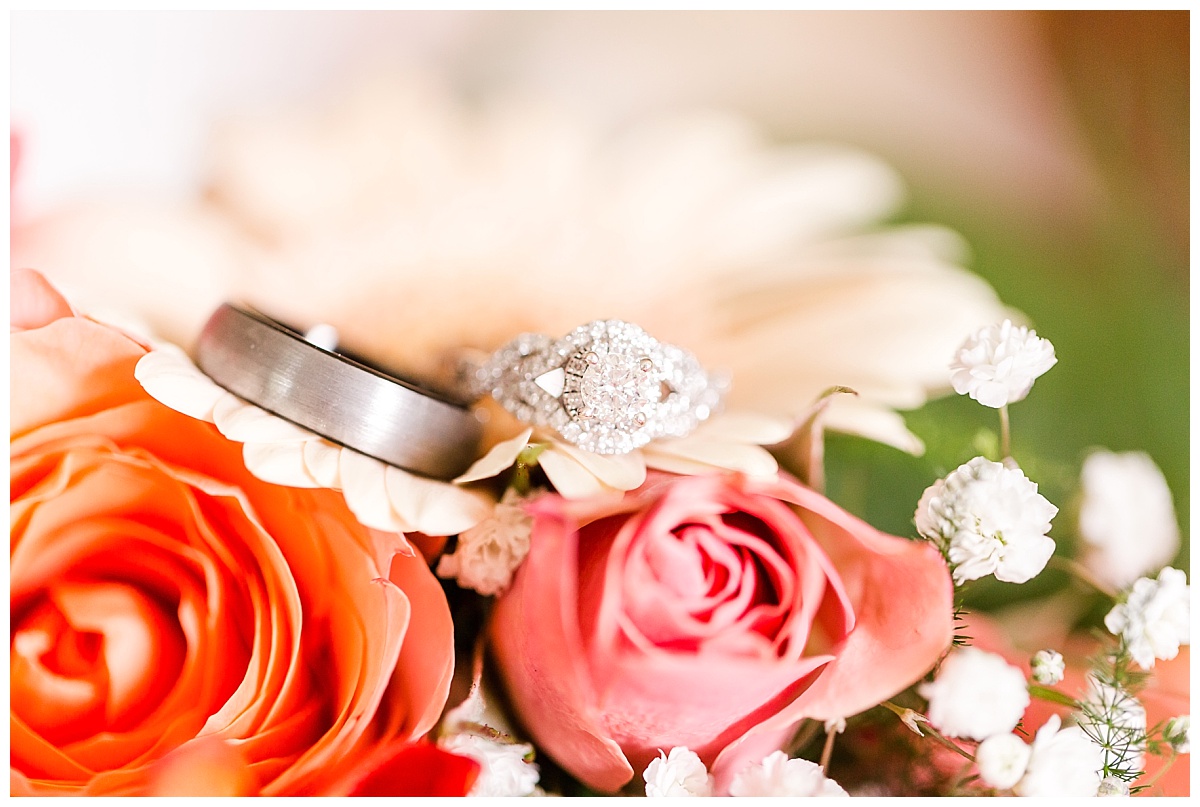 wedding rings | coral bridal bouquet
